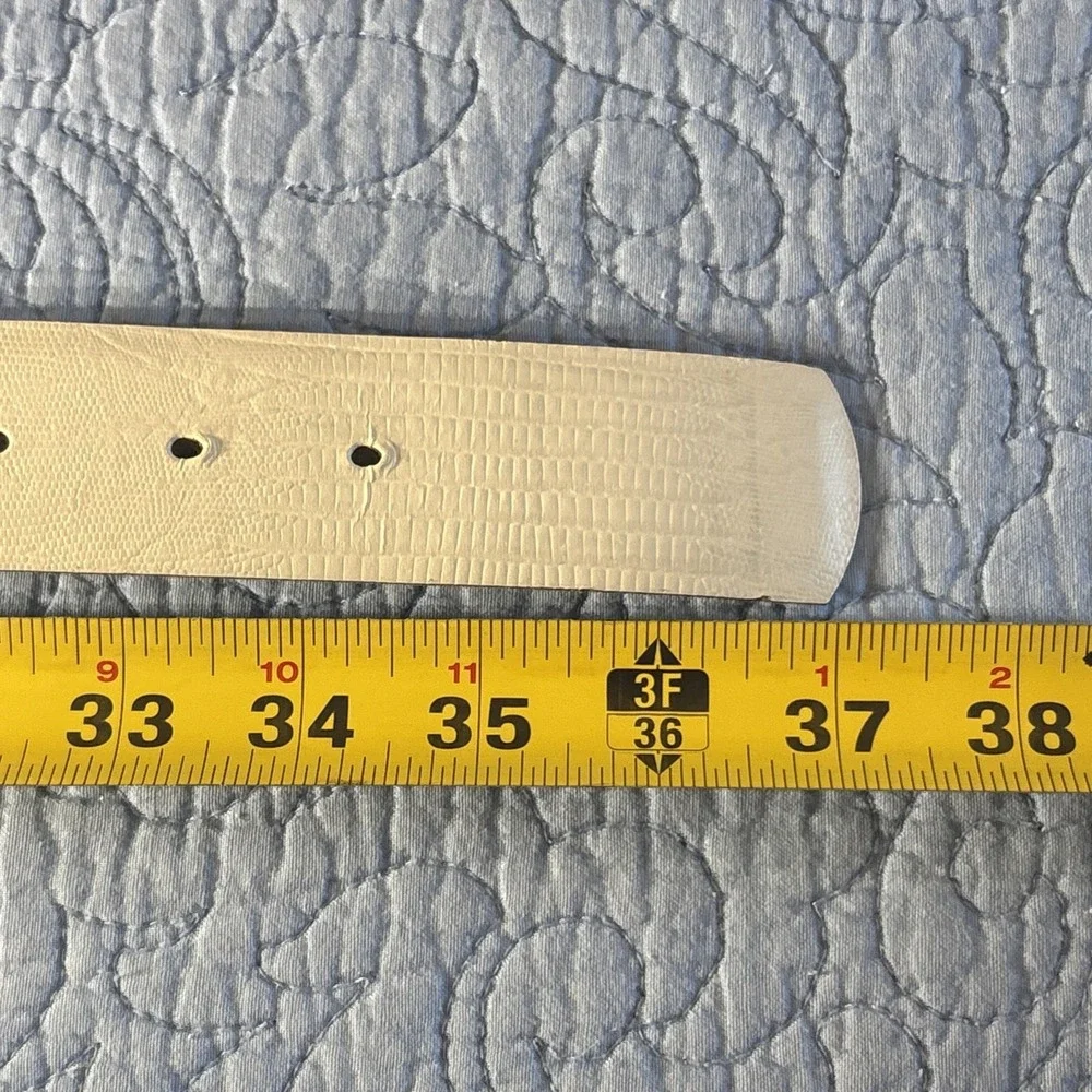 Cipriani White Size Large Lizard Grain Leather Gold Tone Buckle Belt